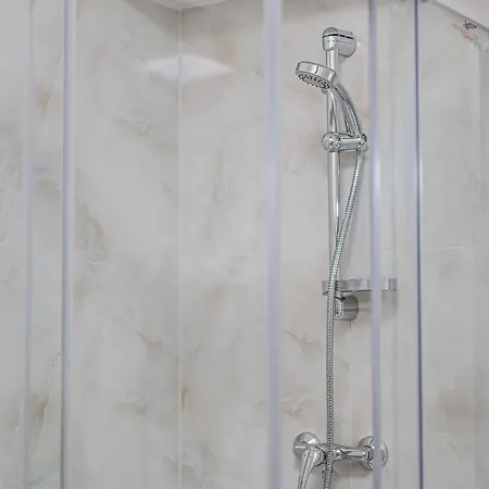 Apartment Andel,Smichov Flat, Fresh Bath, Portable Ac *