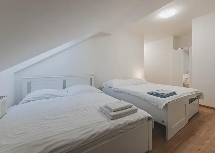 아파트 Flat Near Castle Stylish & Prime Location 2 *