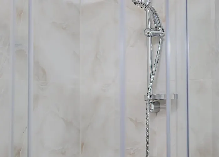 아파트 Flat Near Castle Stylish & Prime Location 2 *
