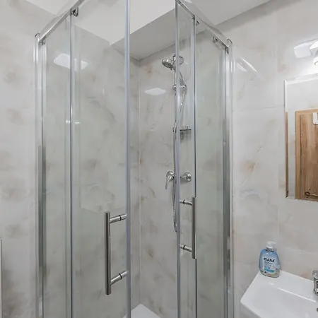 Flat Near Castle Stylish & Prime Location 2 Πράγα